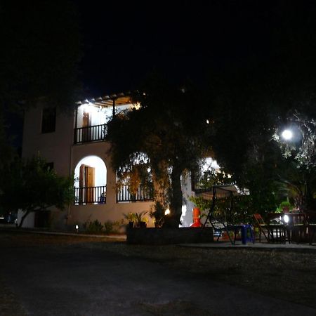 Liossis Rooms and Apartments Σκόπελος Εξωτερικό φωτογραφία