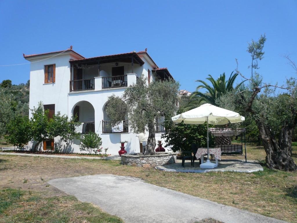 Liossis Rooms and Apartments Σκόπελος Εξωτερικό φωτογραφία